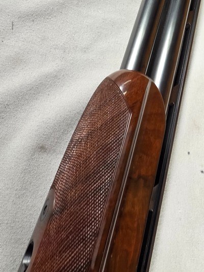 9305Winchester 101 American Flyer Live Bird 12 gauge, 28” Barrels, Vent rib, pistol grip, 14 1/3 LOP, 2 3/4 Chambers, X Full fixed top barrel, botto - Image 23 of 25