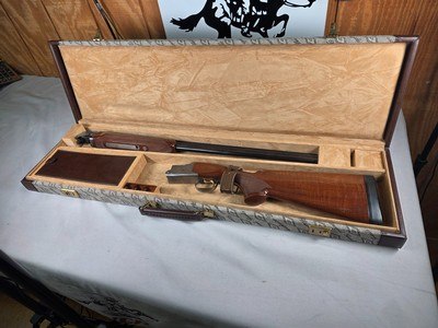 9307Winchester 101 Diamond Grade Skeet, 28 Gauge, 14 1/4 LOP, 2 3/4 Chambers, 28” Barrels, Pistol Grip, Vent rib, Winchester butt pad, correct Diamo