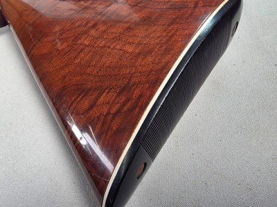 9333Winchester 23 pigeon XTR, 12 gauge, 3” chambers, butt plate, round knob, ejectors, IC/ Mod, 14 1/4 LOP, 26” Barrels, Vent rib,More pictures at - Image 3 of 25