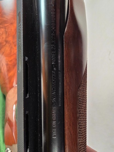 9338Winchester Model 23 Pigeon grade XTR, 20 gauge with screw in Winchokes, (Rare), comes with 4flush chokes, (Mod, Full, Skeet, IC), 3” chambers, - Image 21 of 25