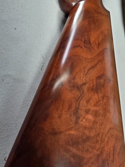 9338Winchester Model 23 Pigeon grade XTR, 20 gauge with screw in Winchokes, (Rare), comes with 4flush chokes, (Mod, Full, Skeet, IC), 3” chambers, - Image 4 of 25