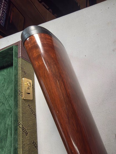9339Winchester Model 23 Pigeon grade XTR, 20 gauge with screw in Winchokes, (Rare), comes with 3flush chokes, (Mod, Full, IC), 3” chambers, 26” ba - Image 12 of 25