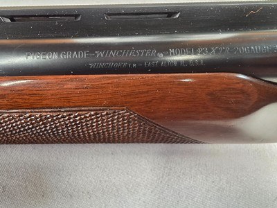 9339Winchester Model 23 Pigeon grade XTR, 20 gauge with screw in Winchokes, (Rare), comes with 3flush chokes, (Mod, Full, IC), 3” chambers, 26” ba - Image 18 of 25