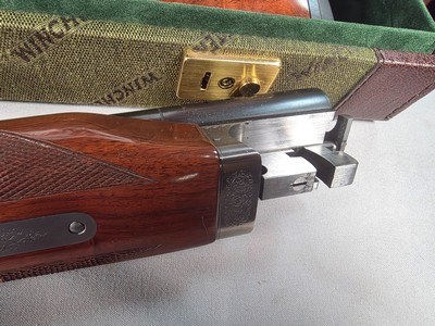 9339Winchester Model 23 Pigeon grade XTR, 20 gauge with screw in Winchokes, (Rare), comes with 3flush chokes, (Mod, Full, IC), 3” chambers, 26” ba - Image 24 of 25