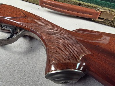 9340Winchester Grand European XTR over under Rifle, 30/06 over 30/06, made in 1994-1985, 23 1/3 blue steel barrel with iron sights and claw scope mo - Image 23 of 25
