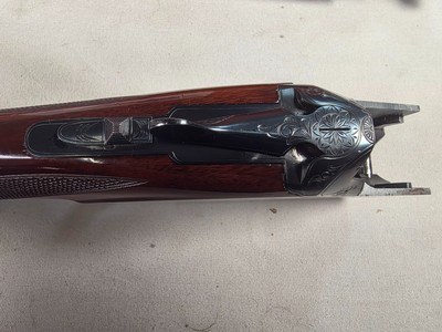 9341Winchester 101 12 Gauge 30” field/field chokes, very rare in this configuration, 2 3/4 + 3” chambers, vent rib, brass beads, Winchester butt pad - Image 18 of 25
