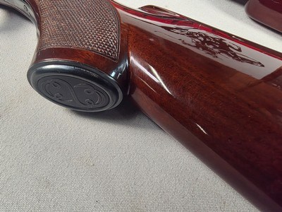 9341Winchester 101 12 Gauge 30” field/field chokes, very rare in this configuration, 2 3/4 + 3” chambers, vent rib, brass beads, Winchester butt pad - Image 6 of 25
