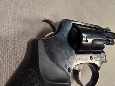 9355Smith and Wesson 36-7, Lady Smith, 38 Smith and Wesson Special, 2” Barrel, Rubber Grips, Blue 5 Shot. More pictures at DawsonsDoubles DOT COM - Image 9 of 12