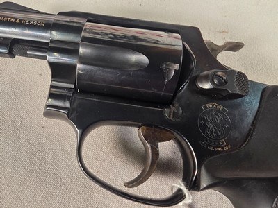 9355Smith and Wesson 36-7, Lady Smith, 38 Smith and Wesson Special, 2” Barrel, Rubber Grips, Blue 5 Shot. More pictures at DawsonsDoubles DOT COM - Image 4 of 12