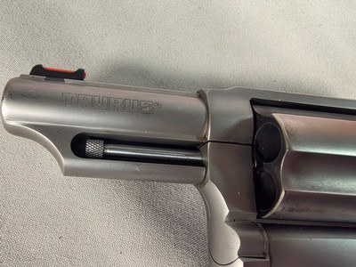 9358Taurus The Judge, 45 LC or 410 Gauge, 3” Barrel, Stainless, Rubber Grips, high viz sights, More pictures at DawsonsDoubles DOT COM - Image 5 of 14