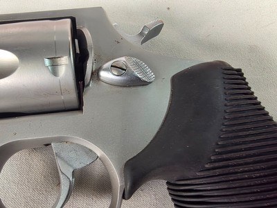9358Taurus The Judge, 45 LC or 410 Gauge, 3” Barrel, Stainless, Rubber Grips, high viz sights, More pictures at DawsonsDoubles DOT COM - Image 3 of 14