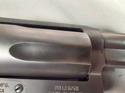 9358Taurus The Judge, 45 LC or 410 Gauge, 3” Barrel, Stainless, Rubber Grips, high viz sights, More pictures at DawsonsDoubles DOT COM - Image 9 of 14