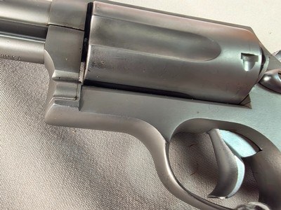 9358Taurus The Judge, 45 LC or 410 Gauge, 3” Barrel, Stainless, Rubber Grips, high viz sights, More pictures at DawsonsDoubles DOT COM - Image 6 of 14
