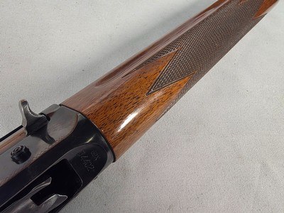 9364 Browning A5, Belgium, 20 gauge, 3” semi-auto, IC fixed choke, pistol grip, 25” barrel, 14 1/4 LOP, Butt Pad, gold trigger, vent rib,More pictur - Image 1 of 25
