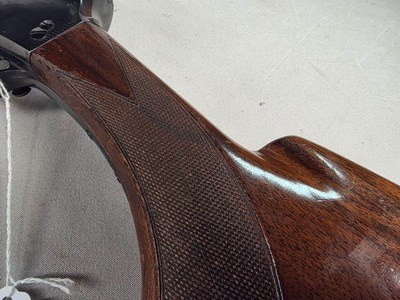 9364 Browning A5, Belgium, 20 gauge, 3” semi-auto, IC fixed choke, pistol grip, 25” barrel, 14 1/4 LOP, Butt Pad, gold trigger, vent rib,More pictur - Image 7 of 25