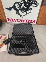 9345H&K 45C, 45 auto, 10 capacity Mag, green high viz sight, rail on bottom for light or Laser, threaded barrel, 4.5 barrel,More pictures at Daws