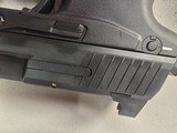 9345H&K 45C, 45 auto, 10 capacity Mag, green high viz sight, rail on bottom for light or Laser, threaded barrel, 4.5 barrel,More pictures at Daws - Image 14 of 18