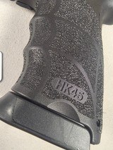 9346H &K 45, 45 auto, 5.5 barrel, 10 round mag, green high viz sight, rail on bottom for light or laser, in plastic box, More pictures at DawsonsDou - Image 5 of 13
