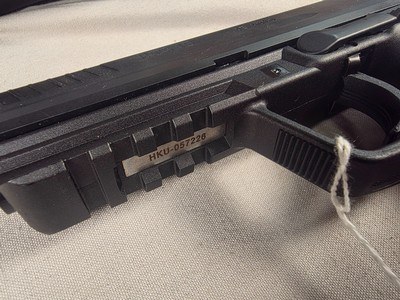 9346H &K 45, 45 auto, 5.5 barrel, 10 round mag, green high viz sight, rail on bottom for light or laser, in plastic box, More pictures at DawsonsDou - Image 6 of 13