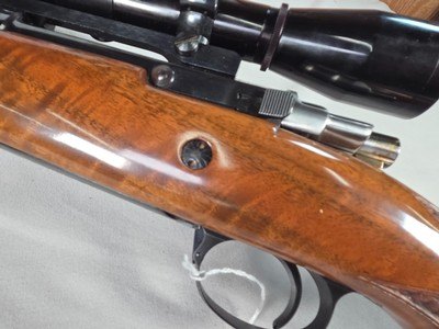 9374Browning Medallion, 7MM, 22” barrel, rosewood grip and forarm tip, muzzle brake, Leopold VX IIIHD 4.5x14x50, More pictures at DawsonsDoubles D - Image 8 of 24