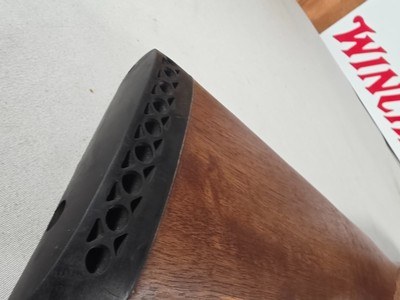 9377Remington SPR 410 Gauge, 26” Barrels, Extractors, Vent rib, Brass Bead, Single Trigger, pistol grip, vent rib, butt pad, 14 1/4 LOP,More pictu - Image 4 of 25