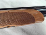 9393Browning 725 Sporting 12 Gauge, 30” Barrels, Screw in chokes (Sk,IC, MOD, IM, F) 2 extra triggers, vent rib, pistol grip, 14 3/4 LOP,choke wre - Image 21 of 25