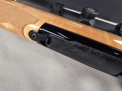 9397Browning Medallion, T-bolt, 300 Win Mag, 24” Barrels, 2 “ muzzle brake, rosewood caps, maple tiger stripped wood, AA+ stock, Leopold VX3HD 3.5x1 - Image 15 of 25