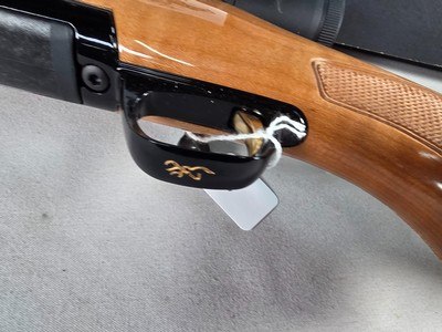 9398Browning X Bolt, 270 Cal, 22” barrel, Rosewood cap, muzzle brake, Leupold 3.5x10x40 , Tiger striped wood, with box, More pictures AT DawsonsDoub - Image 6 of 25