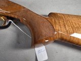 9392Browning 725Trap, 12 Gauge, 30” Barrels, Screw in choke, (sk, IC, M, IM, Full) 2 triggers, High Viz sights, tiger stiped wood, pistol grip ven - Image 6 of 21