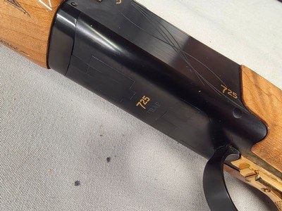 9392Browning 725Trap, 12 Gauge, 30” Barrels, Screw in choke, (sk, IC, M, IM, Full) 2 triggers, High Viz sights, tiger stiped wood, pistol grip ven - Image 20 of 21