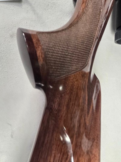 9395Browning Medallion, X-bolt, 270 cal, 22” barrel, Grade 1, white gold, American Walnut, rosewood cap, Box, Sig Sauer whiskey scope, 4x12x40,Mor - Image 5 of 25