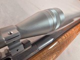 9420Browning White gold Medallion X-Bolt, 243 Cal, 22” octagon barrel, Rosewood caps, Stainless steel, Leupold VXII 4x12x40 scope,More pictures a - Image 22 of 25
