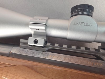 9420Browning White gold Medallion X-Bolt, 243 Cal, 22” octagon barrel, Rosewood caps, Stainless steel, Leupold VXII 4x12x40 scope,More pictures a - Image 23 of 25