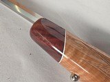 9420Browning White gold Medallion X-Bolt, 243 Cal, 22” octagon barrel, Rosewood caps, Stainless steel, Leupold VXII 4x12x40 scope,More pictures a - Image 12 of 25