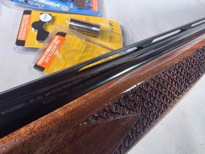 9402Beretta Silver Pigeon I, 12 Gauge, 26” barrels, custom checkering, Screw in chokes, 3 SK, 2 Mod, full, 2 IC, 14 1/2 LOP, pistol grip, more pictu - Image 22 of 25