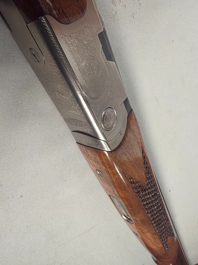 9402Beretta Silver Pigeon I, 12 Gauge, 26” barrels, custom checkering, Screw in chokes, 3 SK, 2 Mod, full, 2 IC, 14 1/2 LOP, pistol grip, more pictu - Image 25 of 25