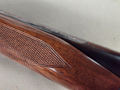 9424Browning BSS 12 Gauge, RARE 30” barrels, 14 1/4 LOP, Pistol grip, solid rib, gold single selective trigger, butt plate, ejectors, IC/Full fixed - Image 15 of 25
