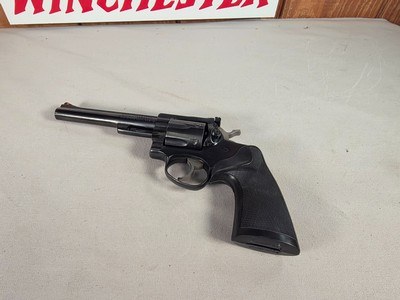 9434Ruger Security six, 357 mag, 6” Barrel, red ramp sight, Pachmyer presentation rubber grips, adjustable rear sight. - Image 1 of 15