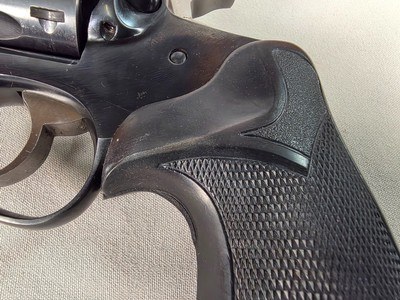 9434Ruger Security six, 357 mag, 6” Barrel, red ramp sight, Pachmyer presentation rubber grips, adjustable rear sight. - Image 3 of 15