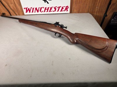 9425 Remington Sporter 03-A3, 30-06 Cal, Lyman Peep sight, hooded front sight, Schnable forearm, excellent walnut stock, blue 24” barrel, More picture - Image 1 of 22