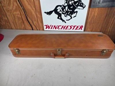 9438Browning Hartmann shotgun case, will hold up to a 32” barrel. - Image 8 of 18