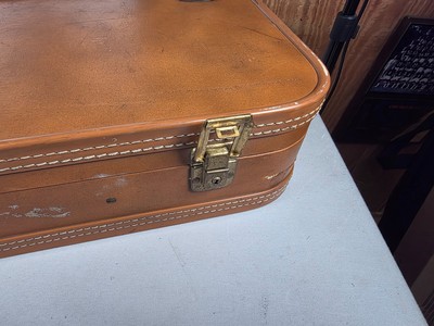 9441Browning Hartmann shotgun case, will hold up to a 30” barrel. Side by side or over and under. - Image 2 of 15