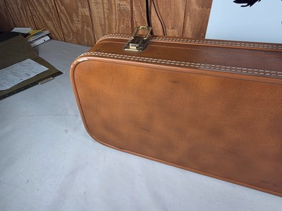 9441Browning Hartmann shotgun case, will hold up to a 30” barrel. Side by side or over and under. - Image 9 of 15
