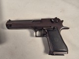 9440Desert Eagle VII 44 magnum, 6” Barrel, adjustable rear sight and trigger, 1995 Manufacture in Israel, 2 magazines, original case, excellent cond - Image 2 of 20