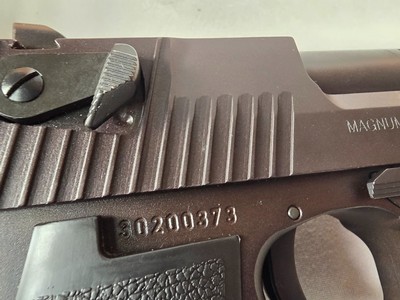 9440Desert Eagle VII 44 magnum, 6” Barrel, adjustable rear sight and trigger, 1995 Manufacture in Israel, 2 magazines, original case, excellent cond - Image 13 of 20