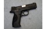 Smith & Wesson ~ M&P 40 PC ~ .40 - 1 of 2