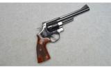 Smith & Wesson ~ Model 29-10 ~ .44 Magnum - 1 of 2