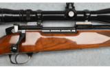 Weatherby ~ Mark V ~ .300 Weatherby Magnum - 3 of 9
