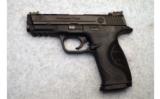 Smith & Wesson ~ M&P 40 PC ~ .40 - 2 of 2