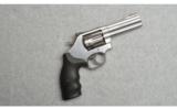 Smith & Wesson ~ 617-6 ~ .22 LR - 1 of 2